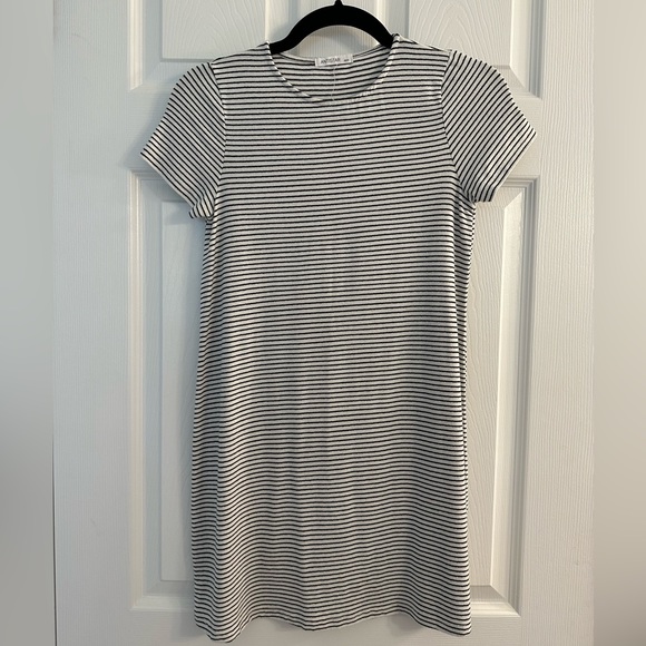 Stripe t-shirt dress, size xs - Picture 2 of 3